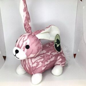 Mossy Oak Pink Camouflage Rabbit Plush NWT